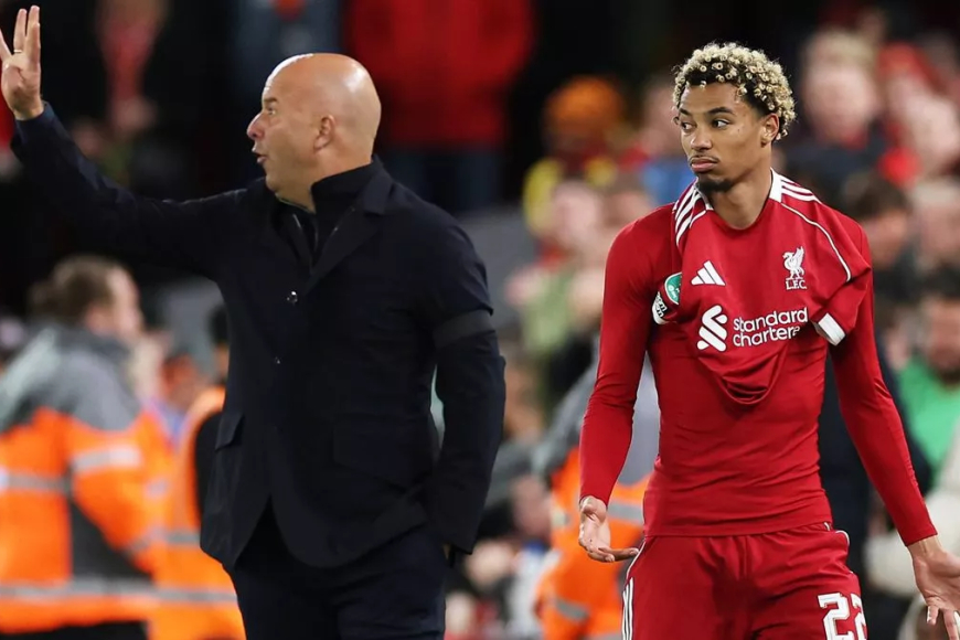 Liverpool Faces Selection Headache After Hugo Ekitike Red Card Against Everton