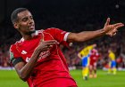 Alan Shearer Slams Isak’s Liverpool Struggles After Record £125m Transfer