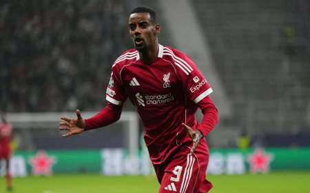 Arne Slot Provides Injury Update on Isak and other Key Players