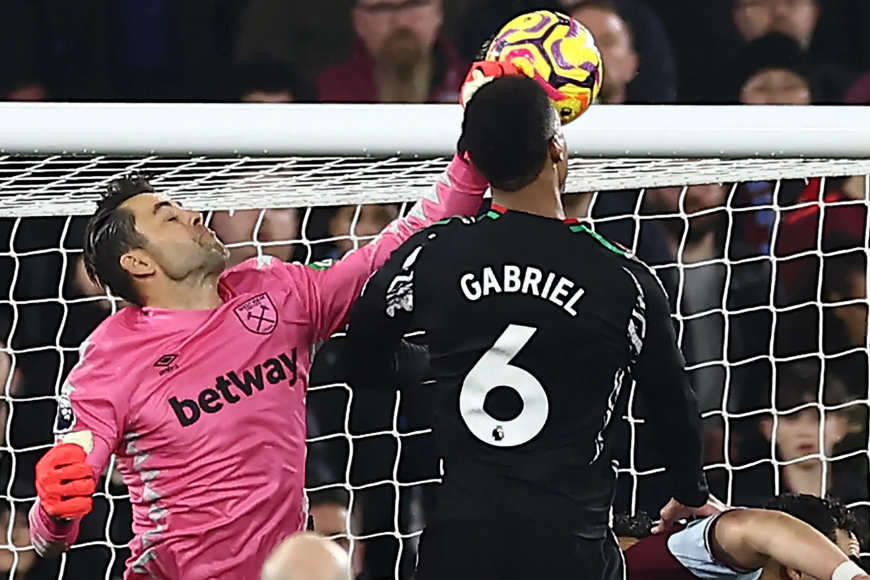 Arsenal Sweat on Gabriel Fitness Ahead of Palace Clash