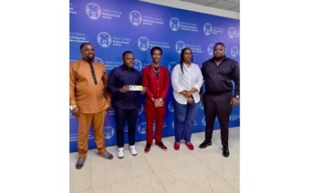 Papa Cyangwe Invites Minister Utumatwishima to His Five-Year Music Anniversary Concert