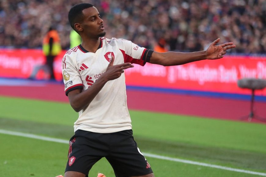 Isak breaks his league drought as Liverpool ease pressure on Slot with win at West Ham