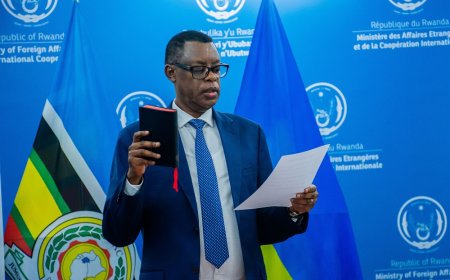 Paul Kagame  makes minor Government reshuffle